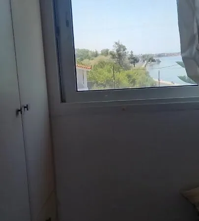 Διαμέρισμα Evi *